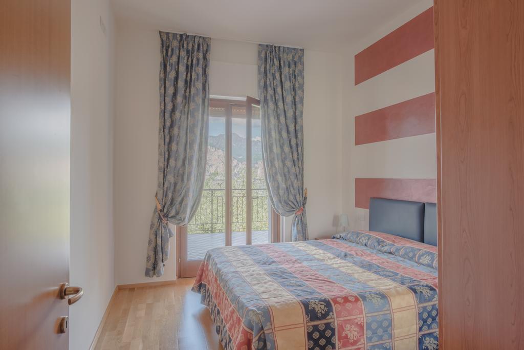 Villa Due Leoni - Residence Brenzone sul Garda Esterno foto