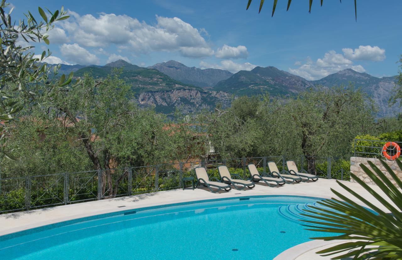 Villa Due Leoni - Residence Brenzone sul Garda Esterno foto